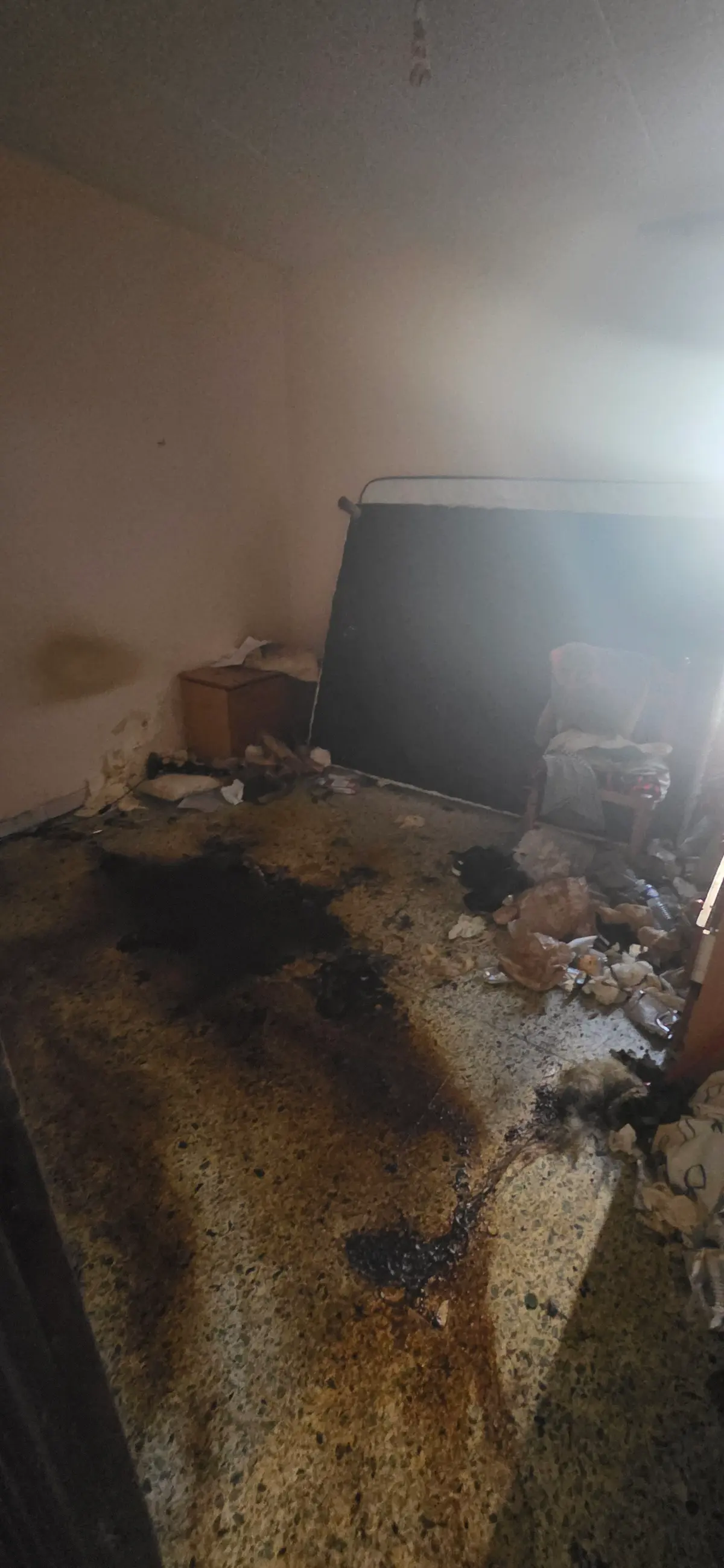 Chambre encombrée